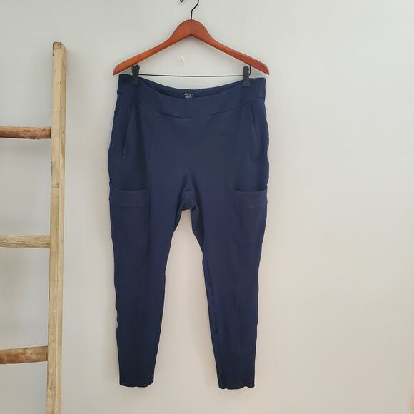 Jockey Women's Navy Blue Athleisure Pull On Jogger Pants Size 1X - Picture 1 of 9